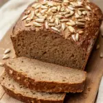 Roggenvollkornbrot mit Sonnenblumenkernen